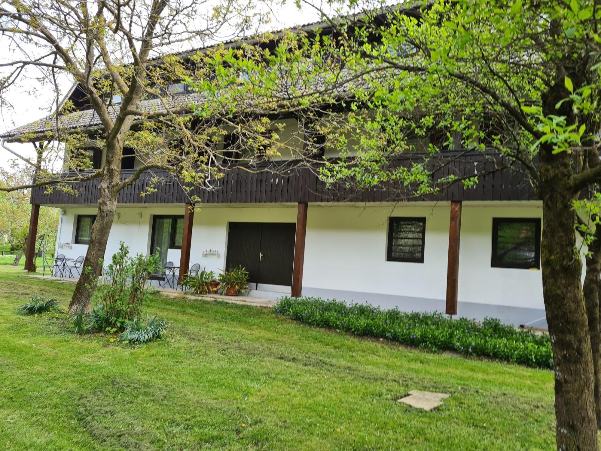 Gostilna Batist Bed & Breakfast Bohinjska Bela Ngoại thất bức ảnh